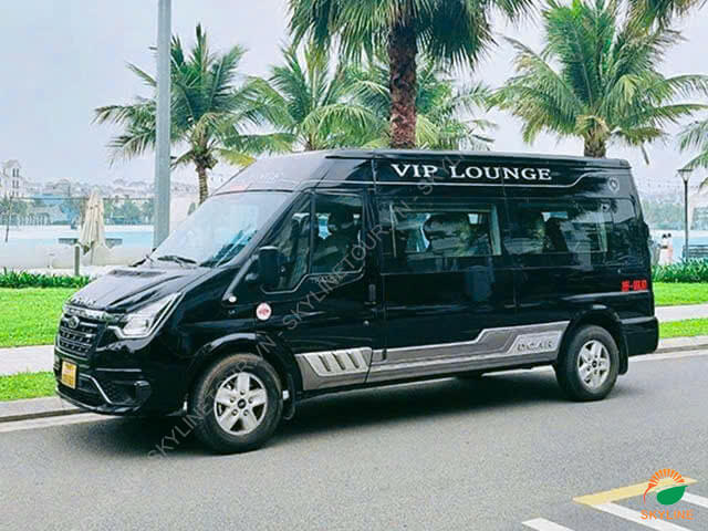Cho thuê xe limousine 9 chỗ