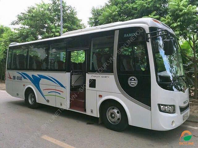 Isuzu Samco 29 chỗ trong dịch vụ thuê xe đi tỉnh từ Hà Nội