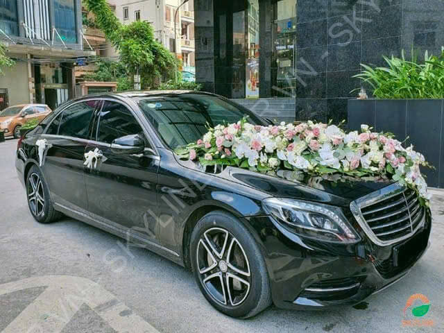 Cho thuê xe cưới Mercedes S500 màu đen tại Hà Nội