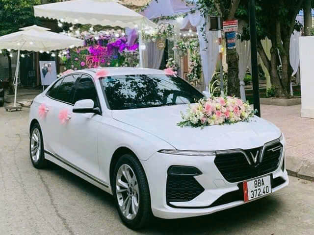 Cho thuê xe cưới Vinfast tại Hà Nội