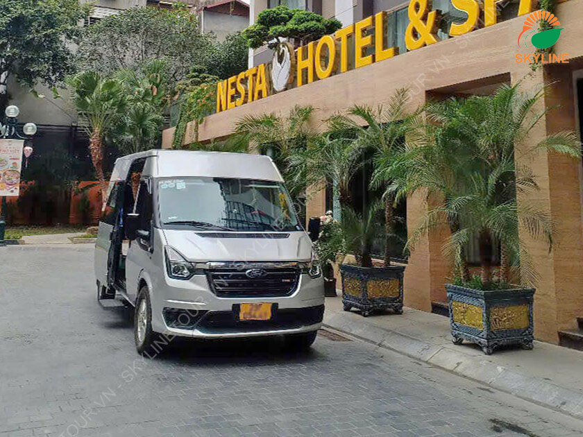 Xe 16 chỗ phụ vụ đi Đền Bà Chúa Kho đời cao, sạch sẽ