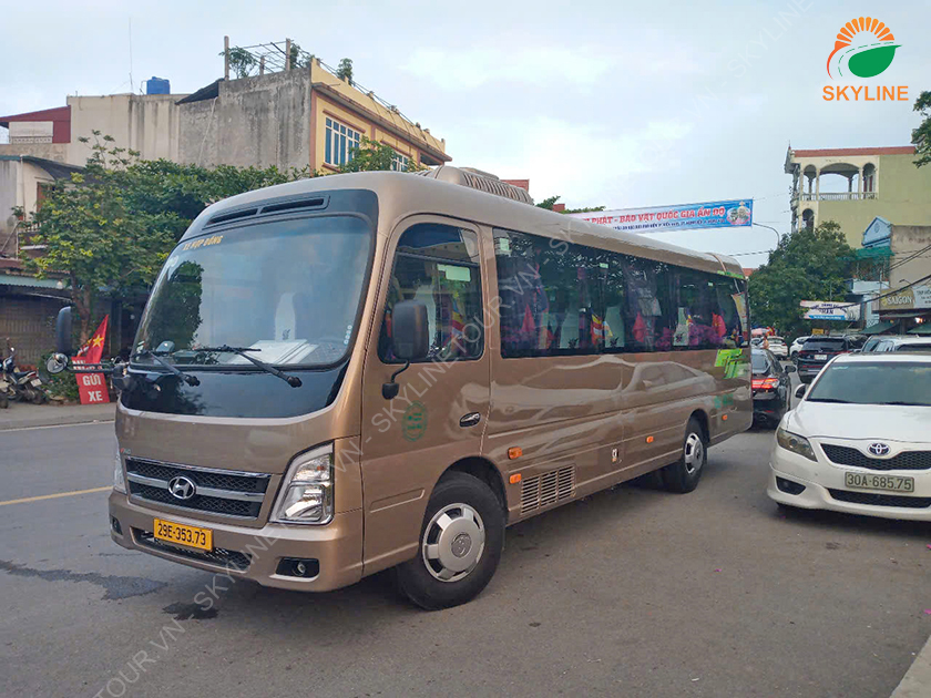 Xe 29 chỗ County đời mới phù hợp chuyến du xuân đến Bắc Ninh