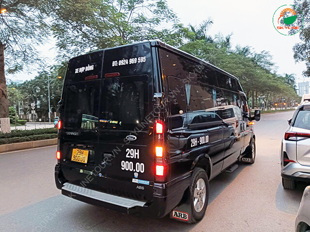 Xe 16 chỗ cho thuê đi Hạ Long từ Skyline