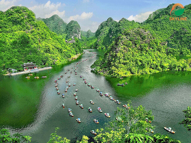 thue-xe-16-cho-ha-noi-di-ninh-binh-4