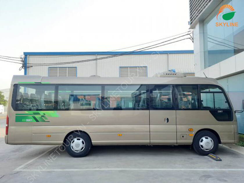 Thuê xe 29 chỗ Skyline đi Tam Chúc giá rẻ, uy tín