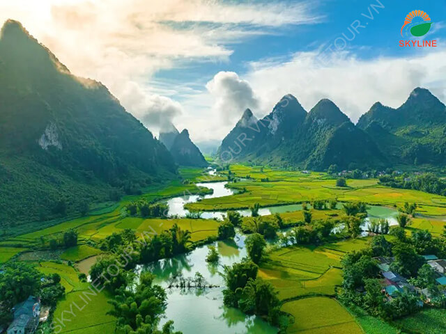 thue-xe-du-lich-di-trung-khanh-cao-bang thue-xe-du-lich-di-trung-khanh-cao-bang